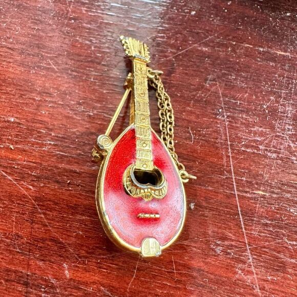 Vintage Mandolin Musical Instrument Enamel Gold Tone Brooch - Picture 5 of 7